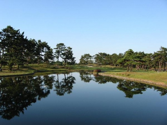 米山水源カントリークラブ